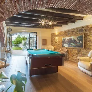 Newly Renovated Large With Garden Сasa de vacaciones